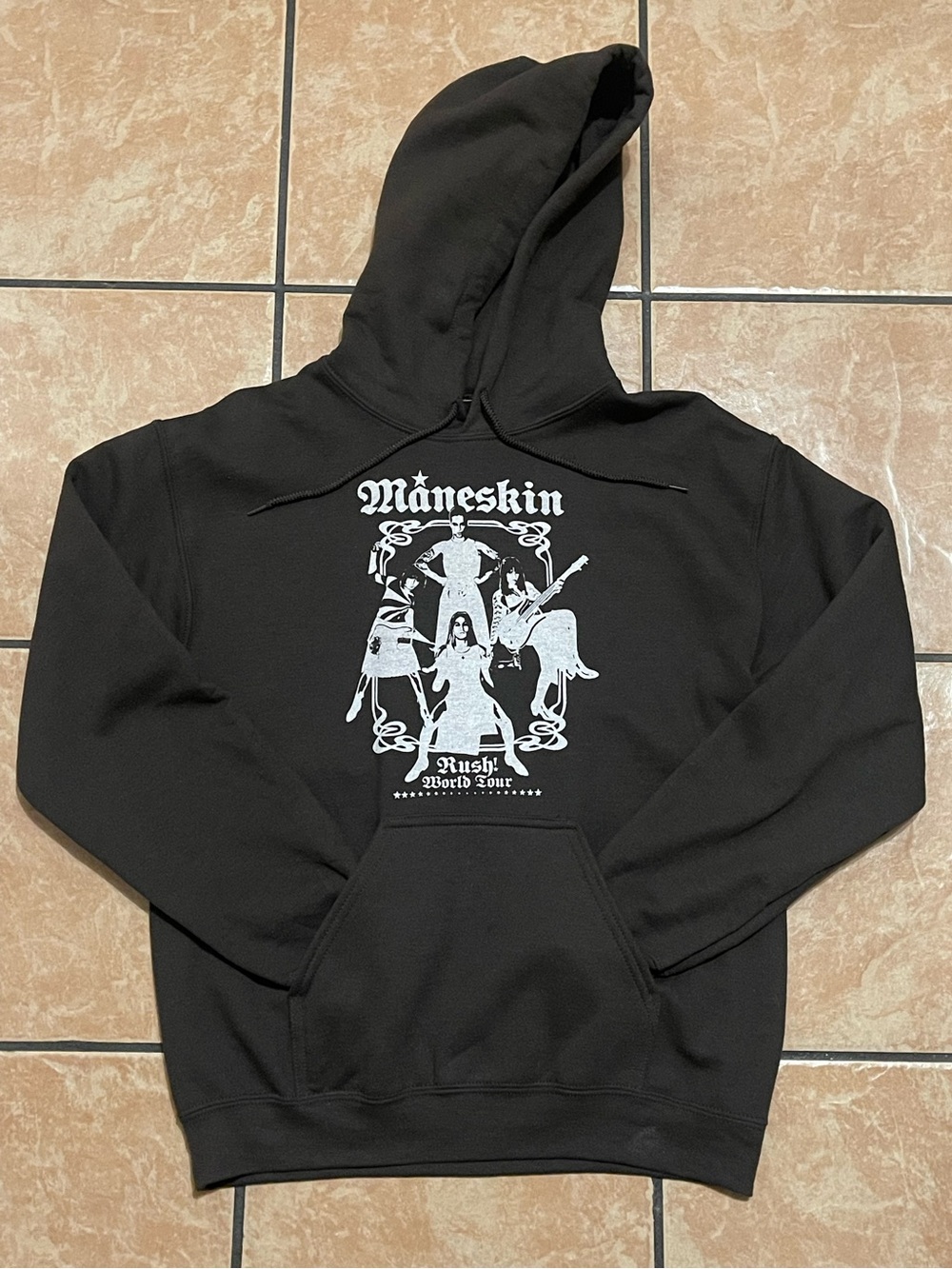 Måneskin Graphic Hoodie - Band Logo Pullover Hoodie Size Small